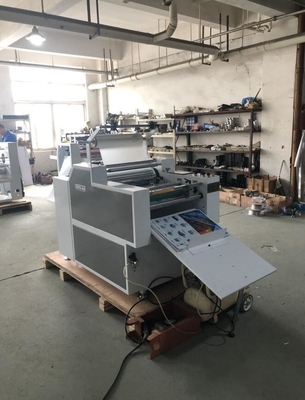 ZDFM-540 Full Automatic Roll Laminating Machines 540*700 Mm Max Lamination Width Air Pressure