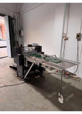 High Speed Automatic Calendar Hanger Making Machine with Metal Clip Binding and Adjustable Length for Wall Calendar Manufacturing